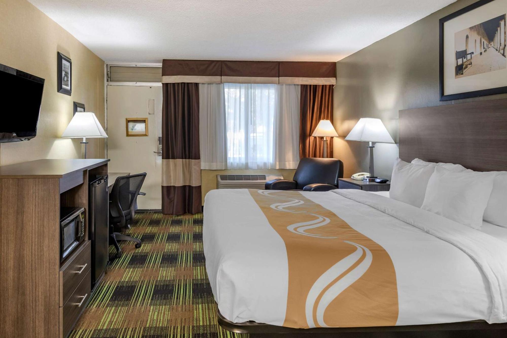 Quality Inn On Historic Route 66 Барстоу Екстериор снимка