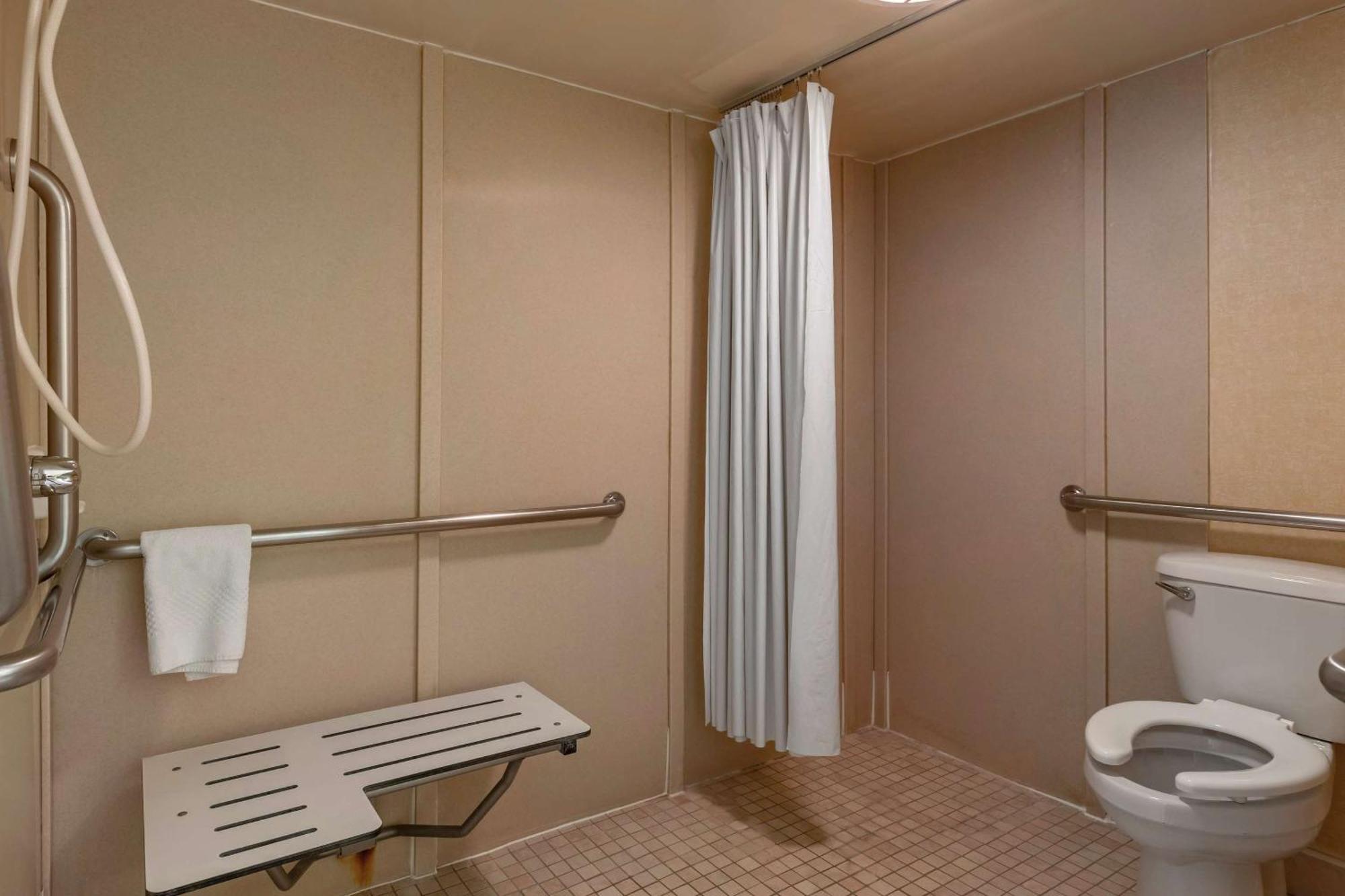 Quality Inn On Historic Route 66 Барстоу Екстериор снимка